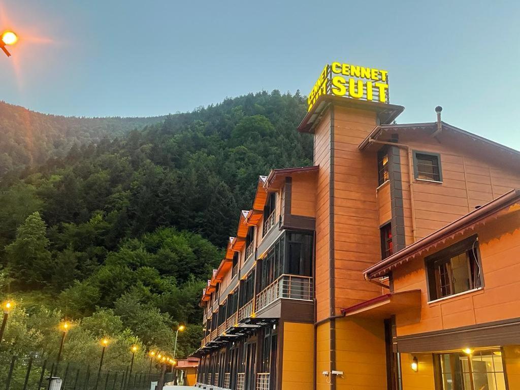 Cennet Suit Otel Uzungöl Eksteriør bilde