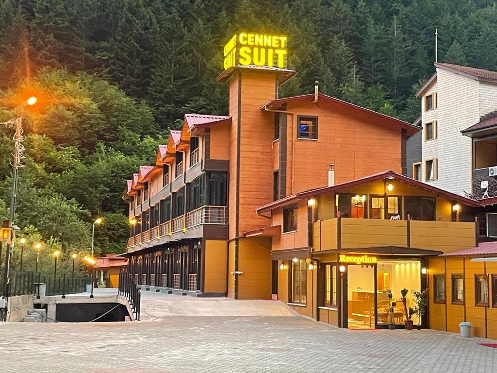 Cennet Suit Otel Uzungöl Eksteriør bilde